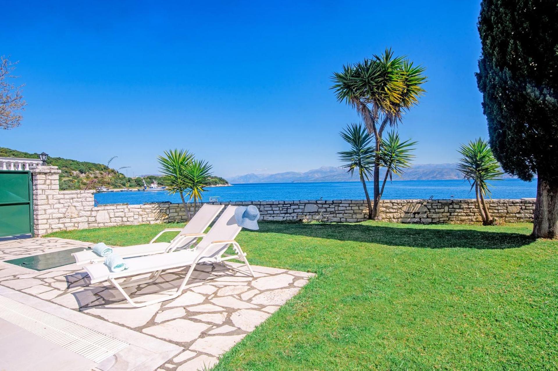 Villa Annie By Villa Plus Kassiopi Ngoại thất bức ảnh